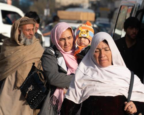 Donne afghane, vivere tutti i giorni nella guerra